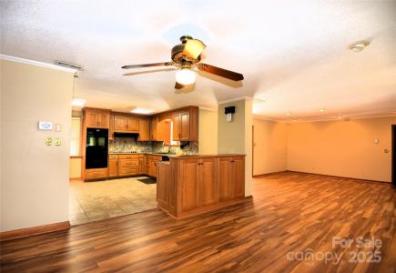 2570 Lentz Road, China Grove, Caroline Du Nord 28023, États-Unis