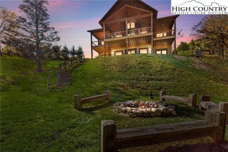 584 Grey Fox Ridge Road, Banner Elk, צפון קרוליינה 28604, ארצות הברית של אמריקה 