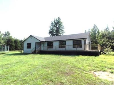 571 Daffodil, Romance, Arkansas 72136, USA