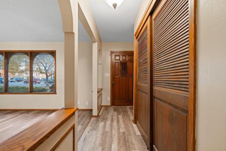 2204 85TH Street, KENOSHA, 威斯康辛州 53143-1830, 美國