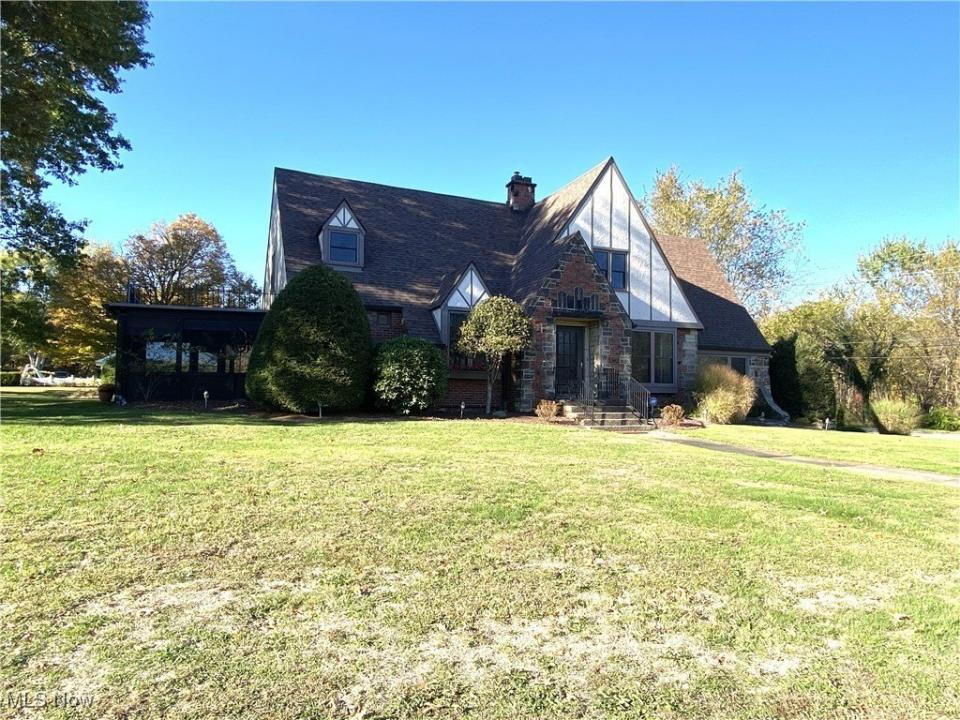 1367 N Market Street, East Palestine, Ohio 44413, Stati Uniti