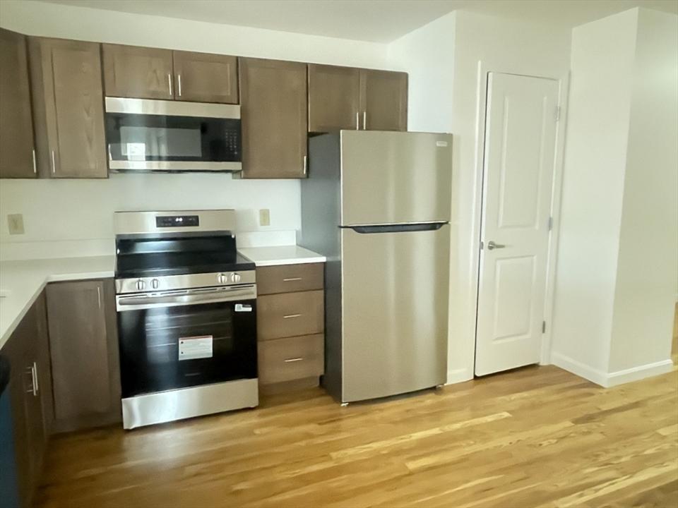 170 Oxford St , 503, Lynn, Массачусетс 01901, Соединенные Штаты