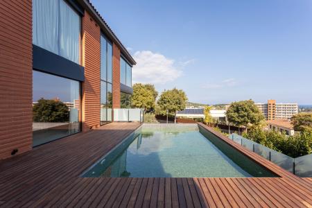 ז'ירונה, Cataluña/Catalunya 17220, ספרד