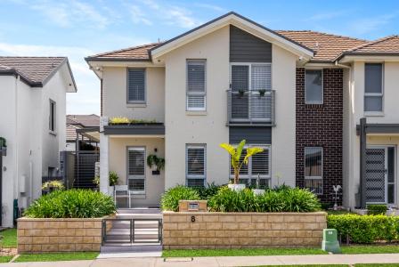 8 Jessie Street, Middleton Grange, NSW 2171, Austrália