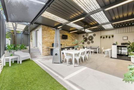 8 Jessie Street, Middleton Grange, NSW 2171, Austrália