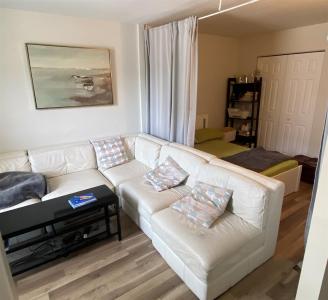 1611 Av. Bourbonnière, Montréal (Mercier/Hochelaga-Maisonneuve), Quebec H1W 3N5, Canada