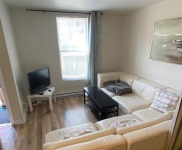 1611 Av. Bourbonnière, Montréal (Mercier/Hochelaga-Maisonneuve), Quebec H1W 3N5, Canada