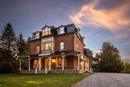 160-186Z Route 143, Quebec J0B 2B0, Canada