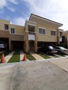 Av 2 El Milagro Conjunto Residencial Puerto Banus Casa No. 7, Maracaibo, Zulia 00001, Venezuela