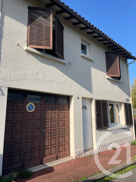 Guitres, Aquitania 33230, Francia