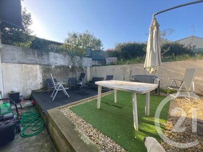 Guitres, Aquitania 33230, Francia