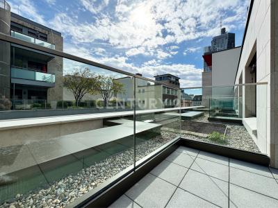 Frankfurt Am Main, Hessen 60313, Germany