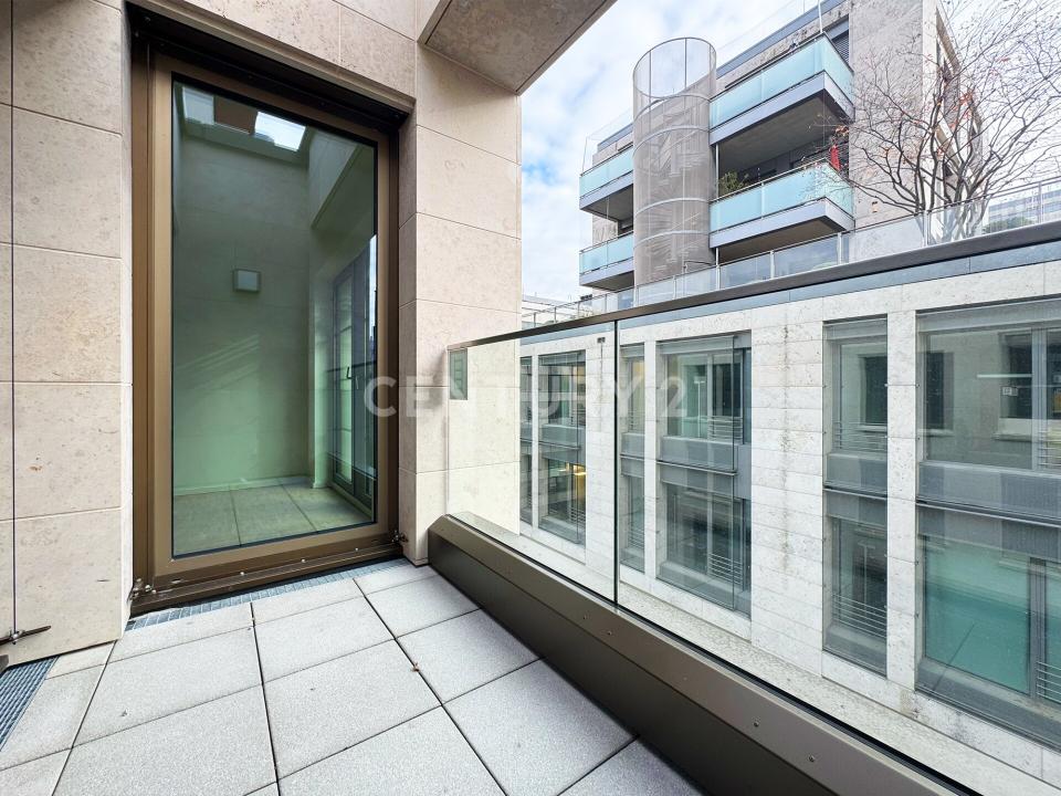 Frankfurt Am Main, Hessen 60313, Germany