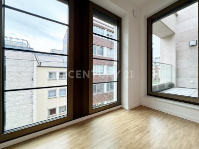 Frankfurt Am Main, Hessen 60313, Germany