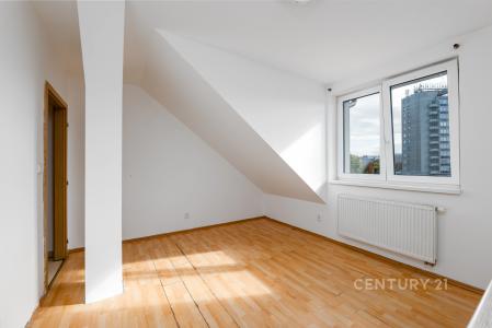 2171/5, Borská, Plzeň, Plzeň-město 30100, Czech Republic