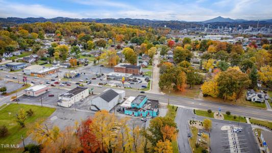 2303 Fort Henry Dr Drive, Kingsport, Tennessee 37664, Estados Unidos