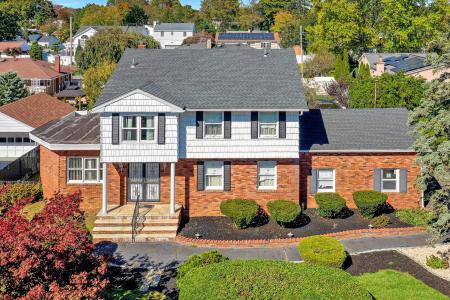 1538 10th Street, West Babylon, NY 11704, USA