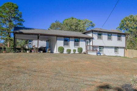 5186 Flemish Court, Atlanta, Georgia 30349, USA