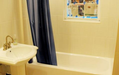 7627 S Cornell Ave, Chicago, Illinois 60649