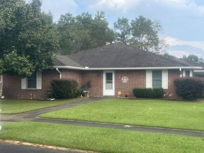 1902 Brookhaven St, Deridder, Louisiana 70634