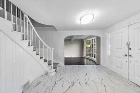 210 Oak Lane, Winthrop Harbor, Illinois 60096