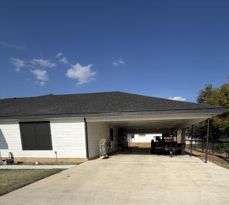 1116 S 2nd St, Floresville, Texas 78114