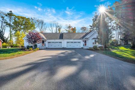 5 Sunset Lane , A, Brentwood, NH 03833, USA