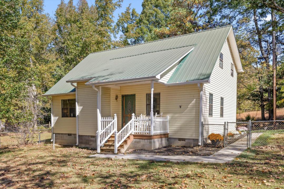 693 Alabama Highway 75, Flat Rock, Alabama 35966