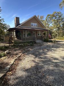 8049 Hillside Ave., Holiday Island, 阿肯色州 72631, 美国