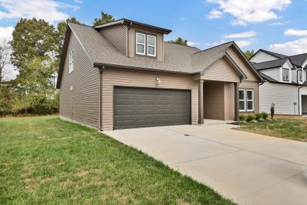 472 Herman Dr, Clarksville, Tennessee 37042