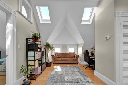 22 Lowell St #3, Somerville, Massachusetts 02143, USA