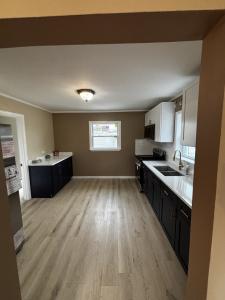 7722 W 81st Place, Bridgeview, Illinois 60455