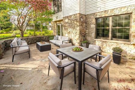 2228 E Cape Cod Drive, Bloomington, Indiana 47401, États-Unis