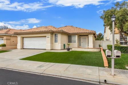 1619 Fairway Oaks Avenue, Banning, California 92220, USA