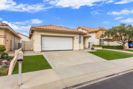 1619 Fairway Oaks Avenue, Banning, California 92220