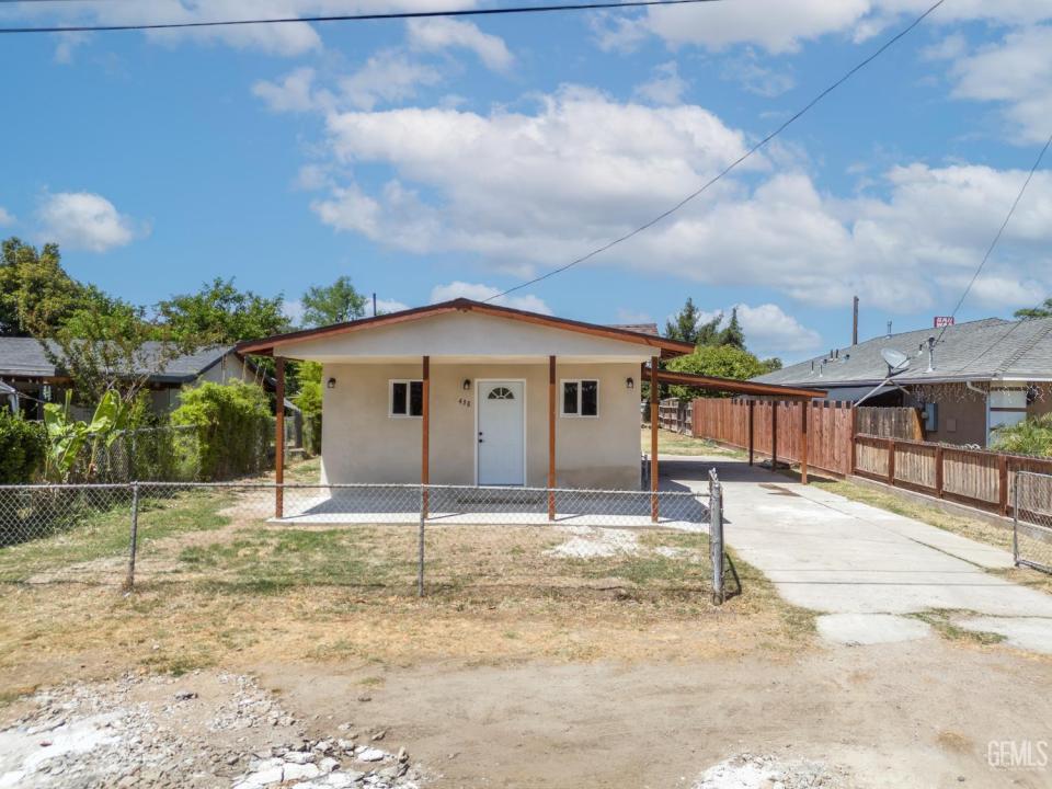 438 Cedar Avenue, Earlimart, 加利福尼亚州 93219, 美国