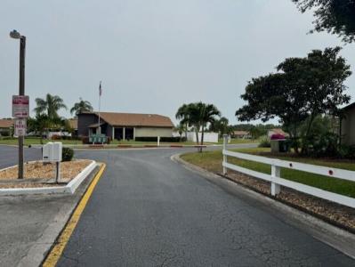 6014 Indrio Road , F2, Fort Pierce, פלורידה 34951, ארצות הברית של אמריקה