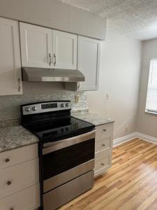 6014 Indrio Road , F2, Fort Pierce, פלורידה 34951, ארצות הברית של אמריקה