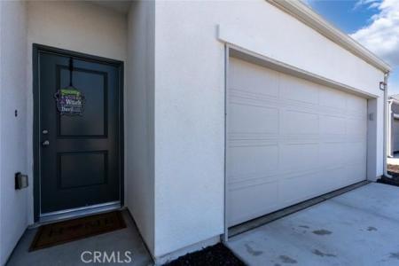 1020 Wayfarer W, Madera, California 93636