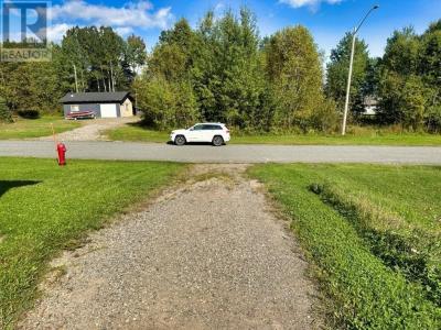 29 PARKWAY PLACE, Terrace Bay, Ontario P0T 2W0, Kanada