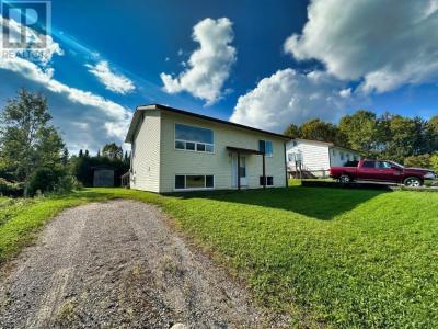 29 PARKWAY PLACE, Terrace Bay, Ontario P0T 2W0, Kanada