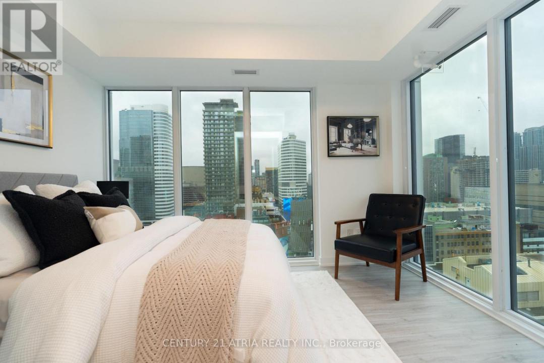 252 CHURCH STREET, Toronto (church-yonge Corridor), 安大略省 M5B 0E6, 加拿大