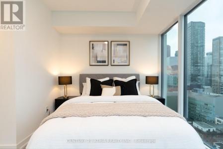 252 CHURCH STREET, Toronto (church-yonge Corridor), 安大略省 M5B 0E6, 加拿大