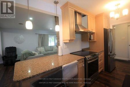 133 DEER PARK CIRCLE WEST, London North (north P), Ontario N6H 3B9, Canada