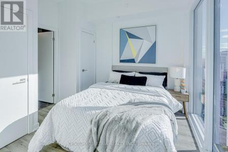 252 CHURCH STREET, Toronto (church-yonge Corridor), 安大略省 M5B 0E6, 加拿大