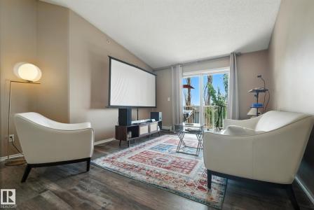 9525 162 AVENUE NW, Edmonton, Alberta T5Z 3V2, Canada