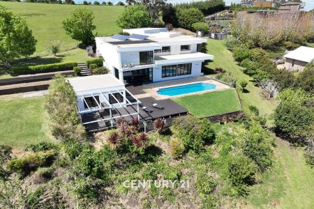 10 Panoramic Terrace, Berwick, VIC 3806, Australia