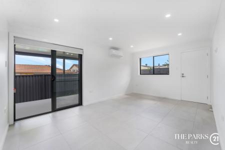 42a Swan Circuit, Green Valley, NSW 2168, 澳大利亚