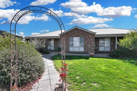 64 Morgan Street, Broken Hill, NSW 2880, Australia