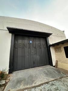 Fernando De La Mora, Central 00001, Paraguay